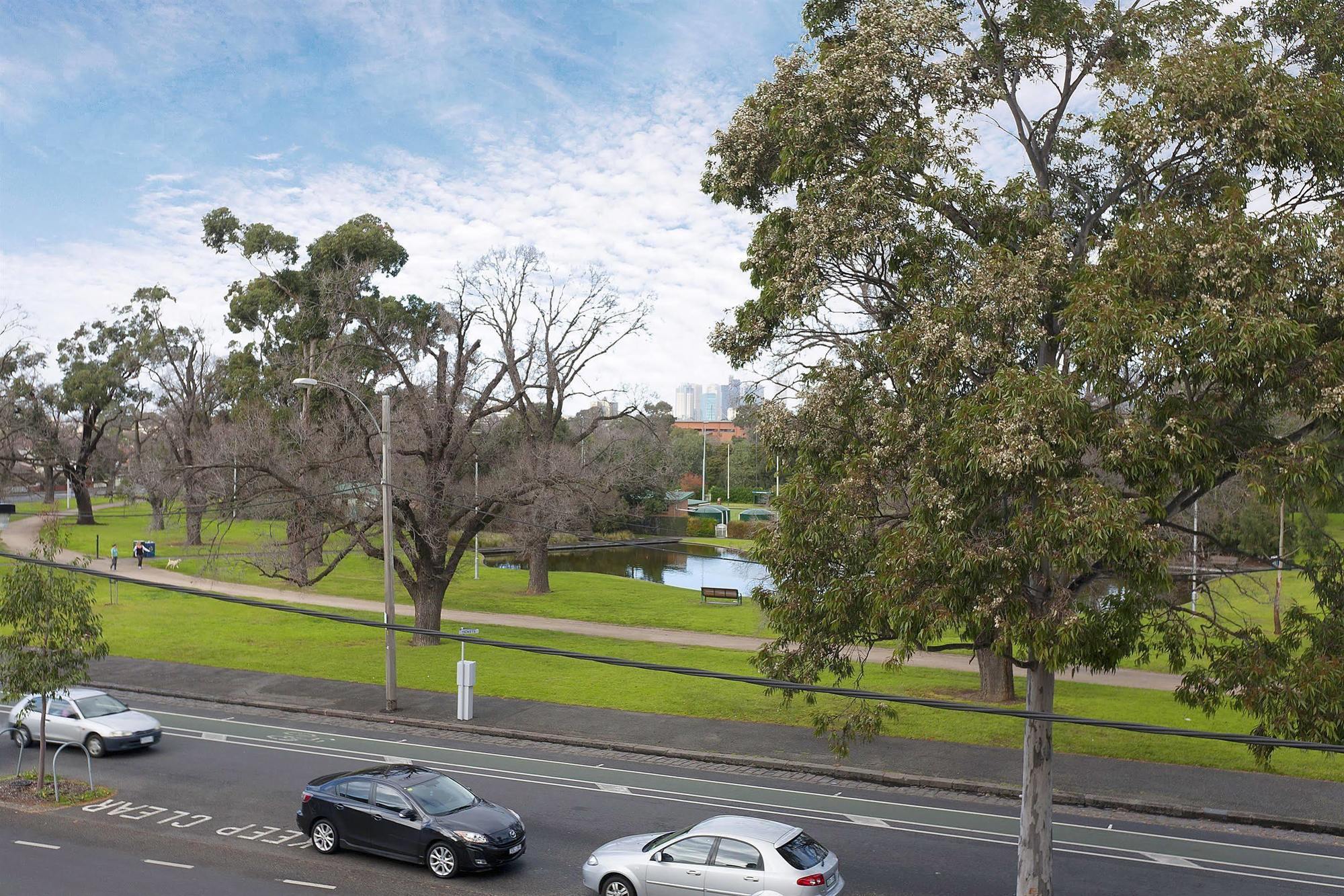 Melbourne'S Princes Park Hotel Ngoại thất bức ảnh