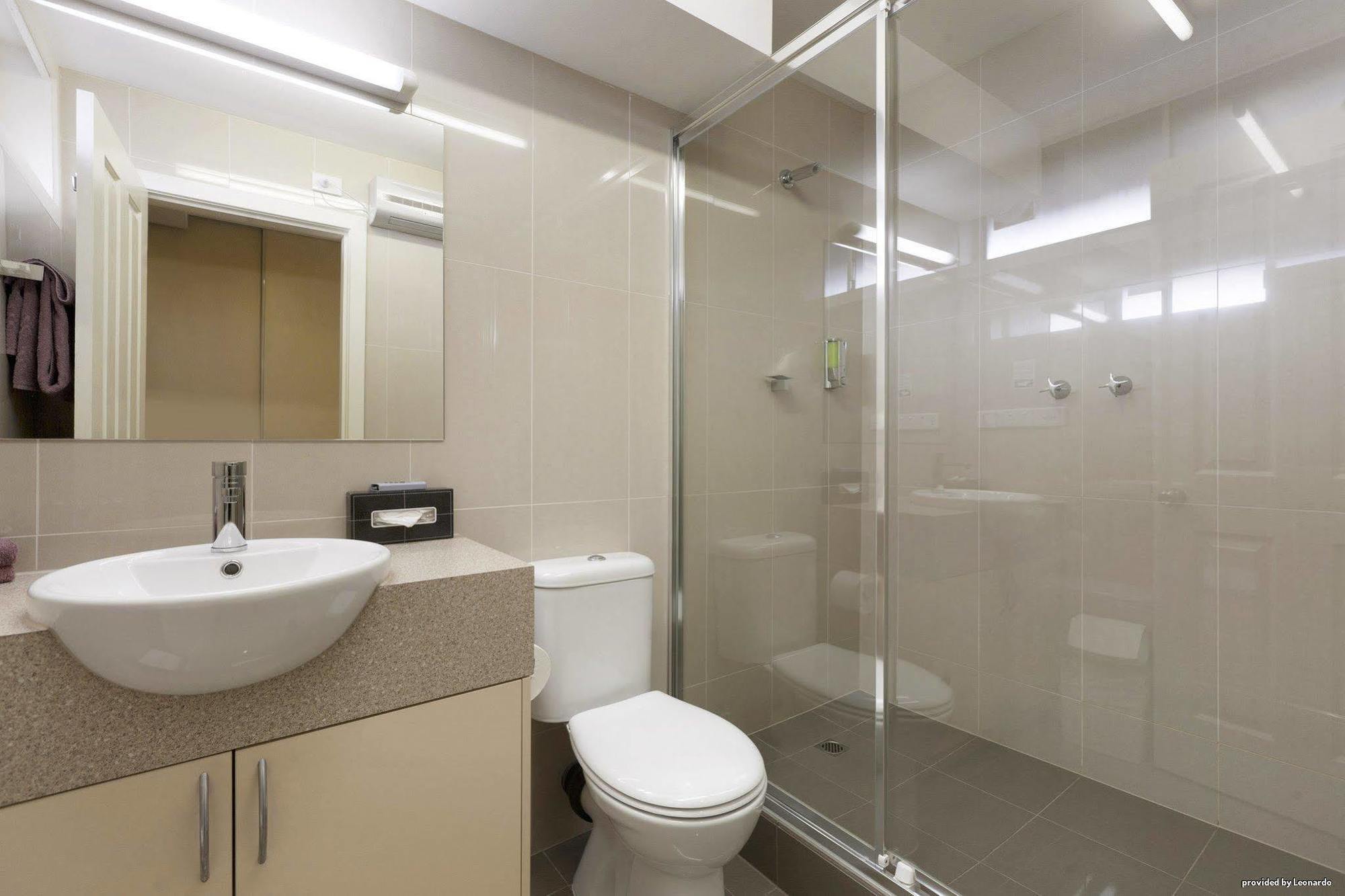 Melbourne'S Princes Park Hotel Ngoại thất bức ảnh