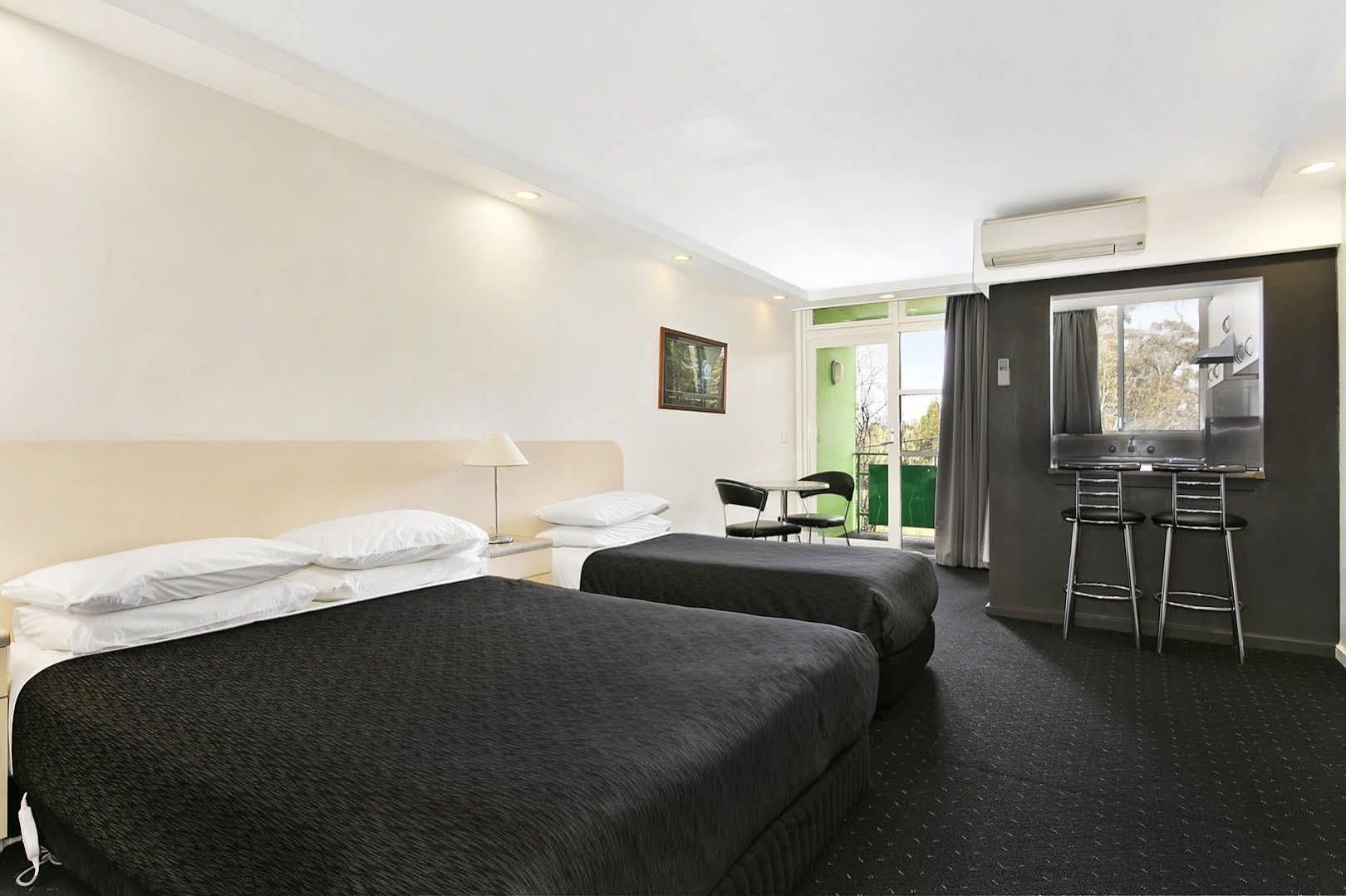 Melbourne'S Princes Park Hotel Ngoại thất bức ảnh
