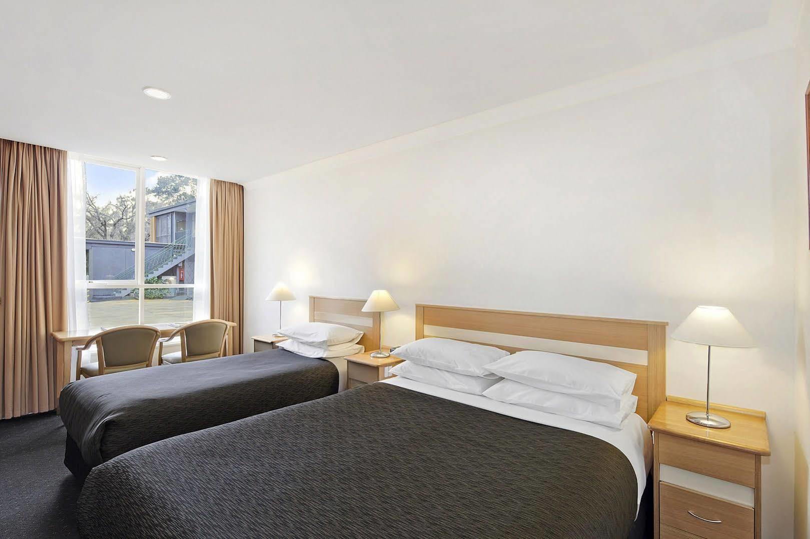 Melbourne'S Princes Park Hotel Phòng bức ảnh